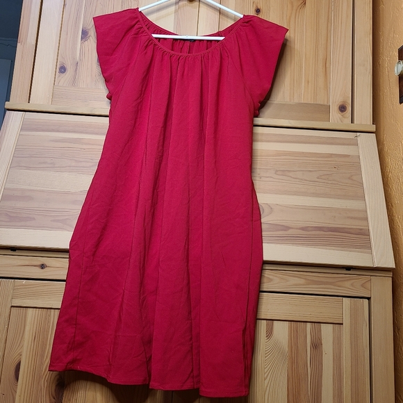 Cute & Casual Red Dress - XS - Picture 4 of 4